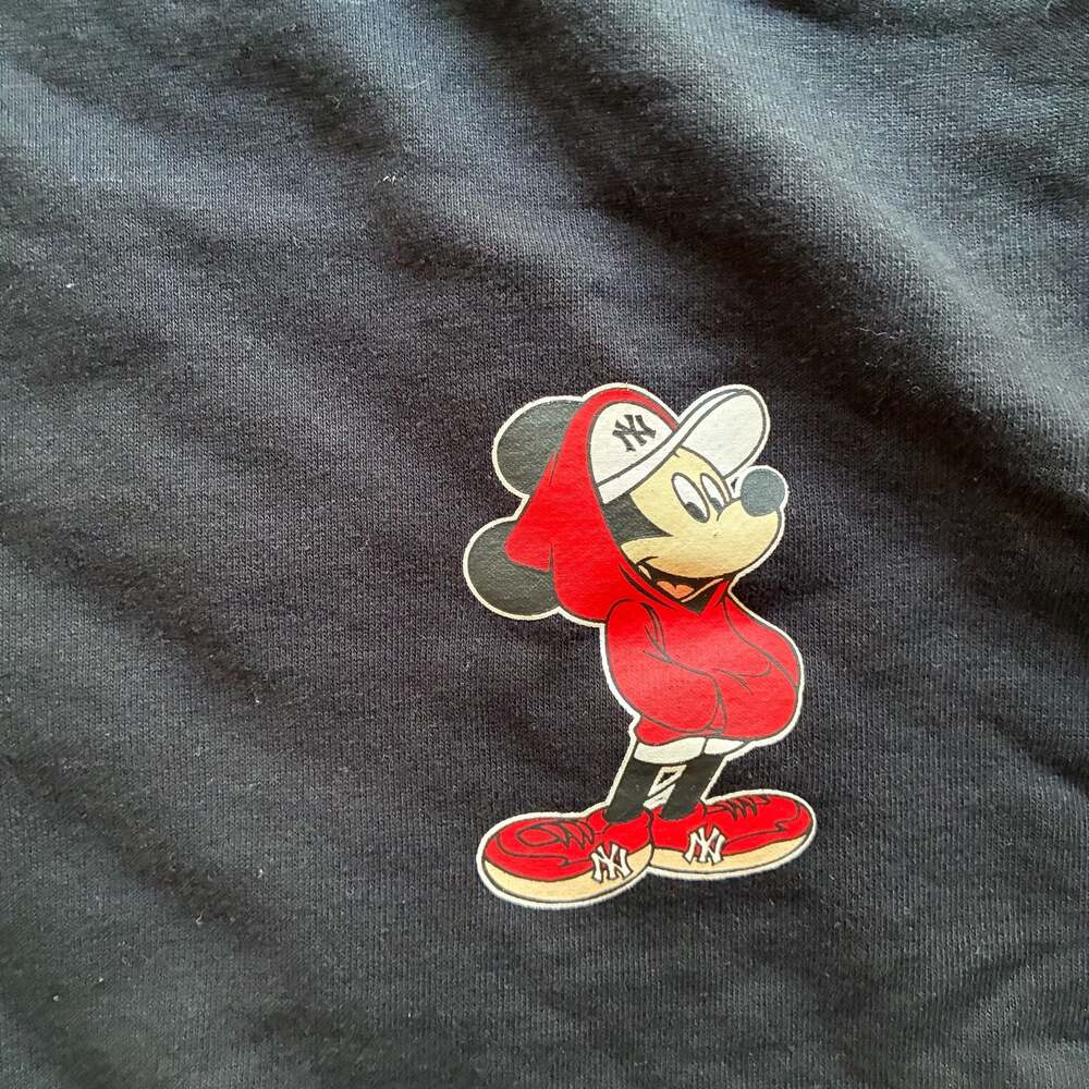 MLB x Disney New York Yankees Mickey Mouse Crewneck Sweatshirt